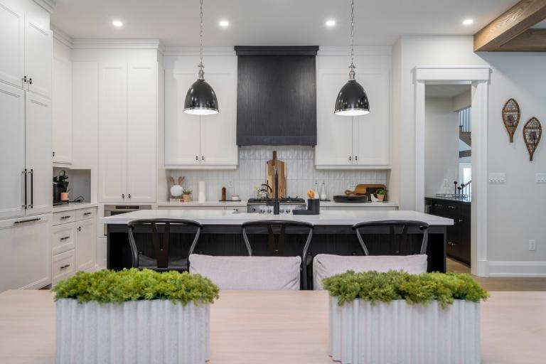 033_106_dorothy_drive_33_362